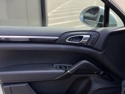 2017 Porsche Cayenne Base