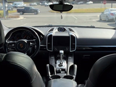 2017 Porsche Cayenne Base