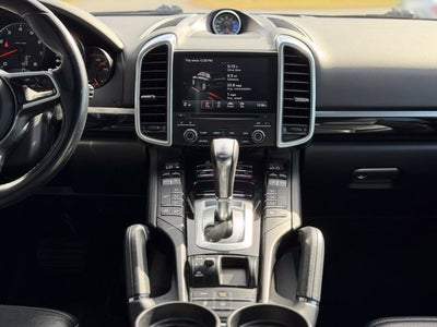 2017 Porsche Cayenne Base