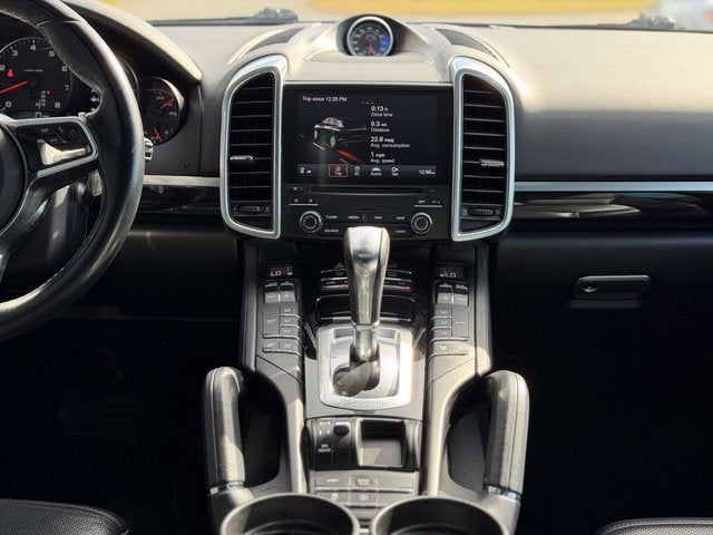 2017 Porsche Cayenne Base