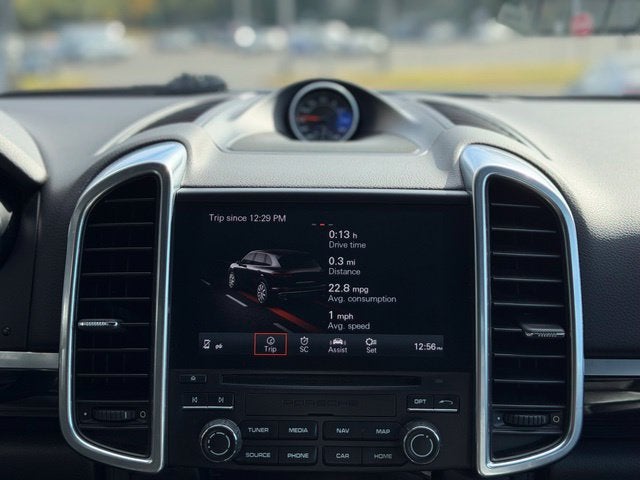 2017 Porsche Cayenne Base