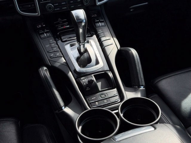 2017 Porsche Cayenne Base