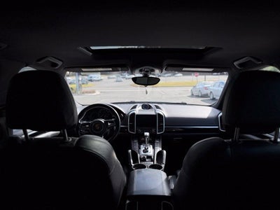 2017 Porsche Cayenne Base