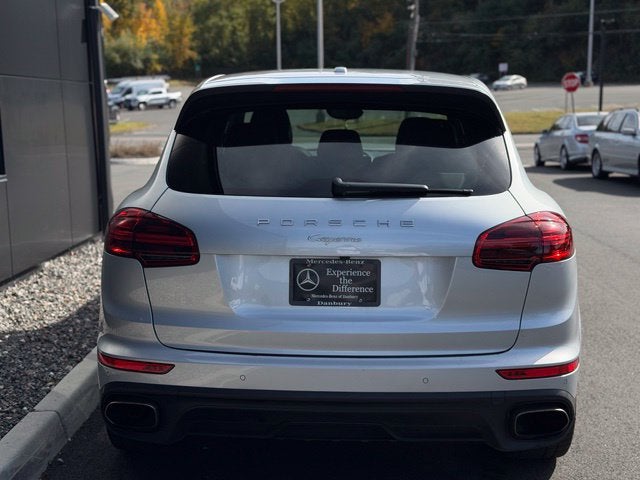 2017 Porsche Cayenne Base