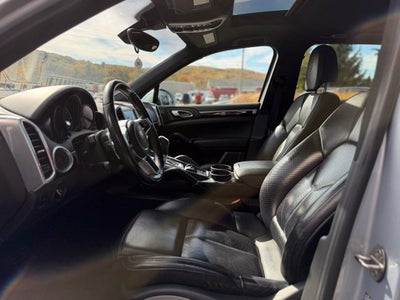 2017 Porsche Cayenne Base