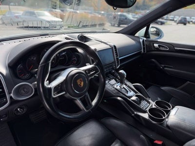 2017 Porsche Cayenne Base