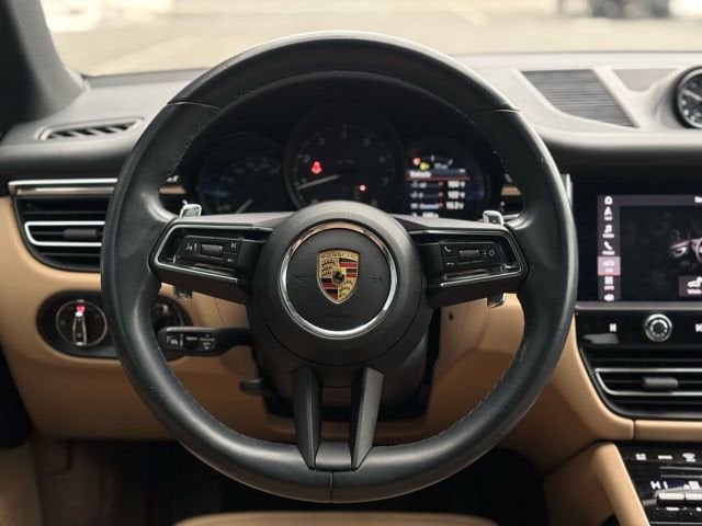 2023 Porsche Macan Base