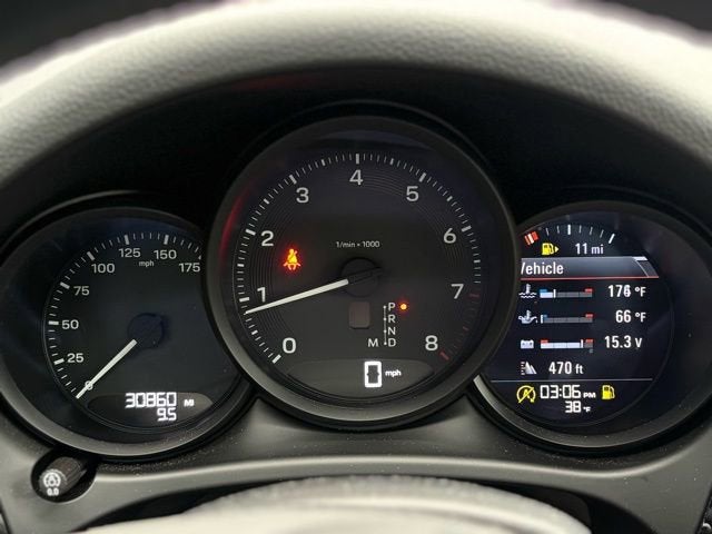 2023 Porsche Macan Base