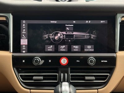 2023 Porsche Macan Base