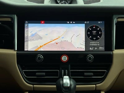 2023 Porsche Macan Base