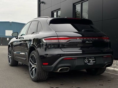 2023 Porsche Macan Base