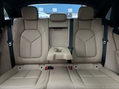 2023 Porsche Macan Base