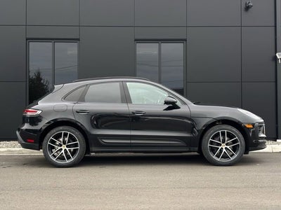 2023 Porsche Macan Base