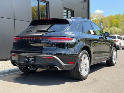 2025 Porsche Macan Base