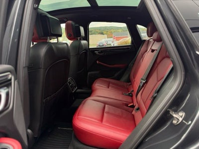 2017 Porsche Macan S