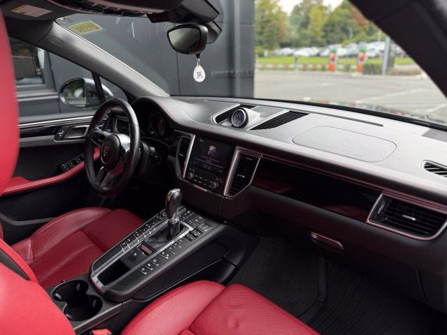 2017 Porsche Macan S
