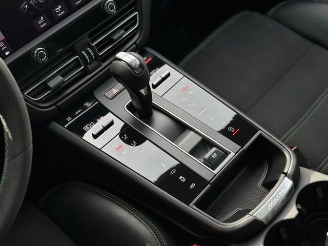 2023 Porsche Macan GTS