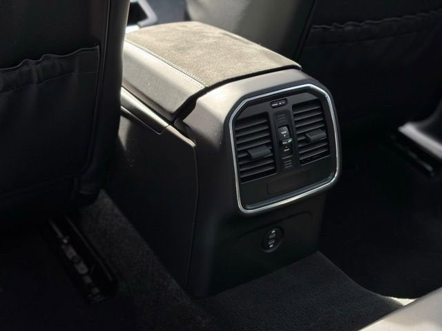 2023 Porsche Macan GTS