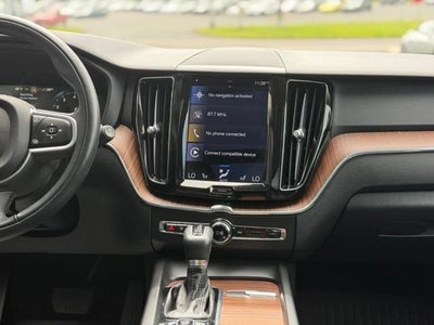 2021 Volvo XC60 T5 Momentum