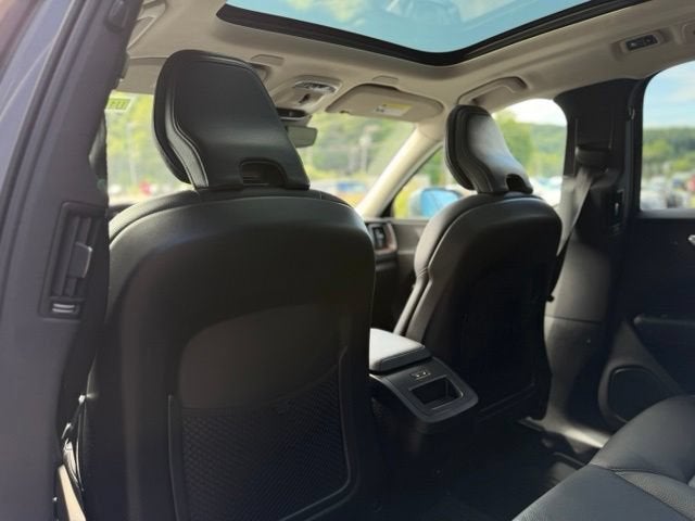 2021 Volvo XC60 T5 Momentum