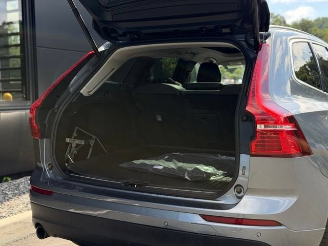 2021 Volvo XC60 T5 Momentum