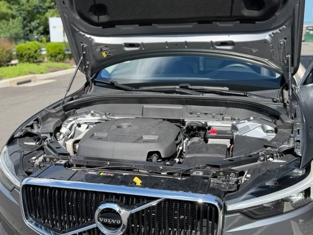 2021 Volvo XC60 T5 Momentum