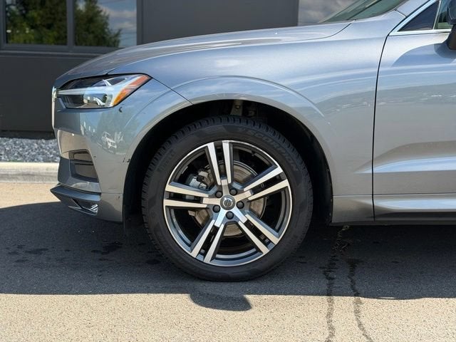 2021 Volvo XC60 T5 Momentum