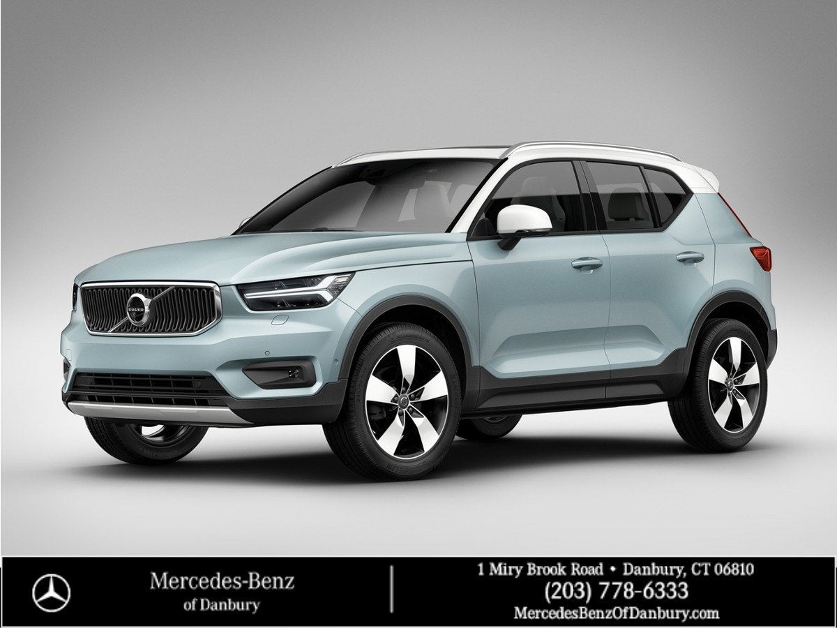 2019 Volvo XC40 Momentum