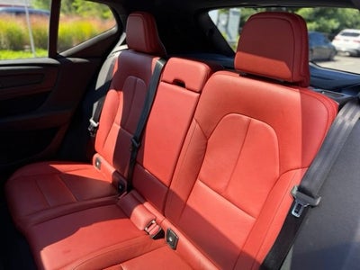 2019 Volvo XC40 Momentum