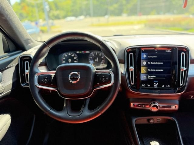 2019 Volvo XC40 Momentum