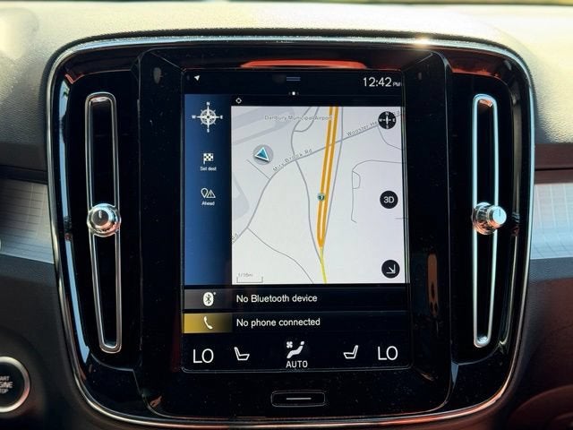 2019 Volvo XC40 Momentum