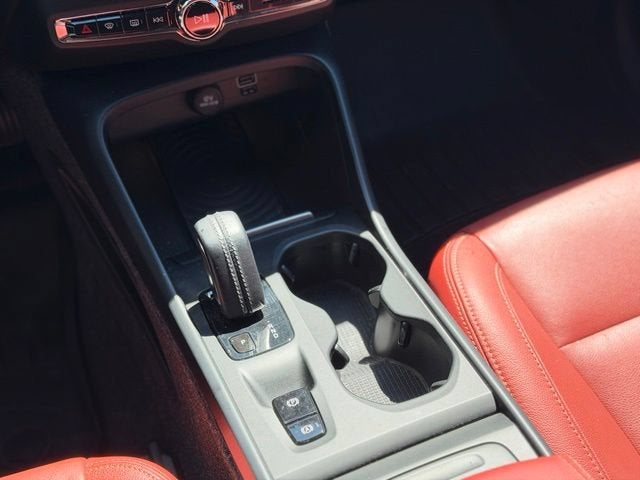 2019 Volvo XC40 Momentum