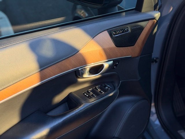 2020 Volvo XC90 T6 Inscription
