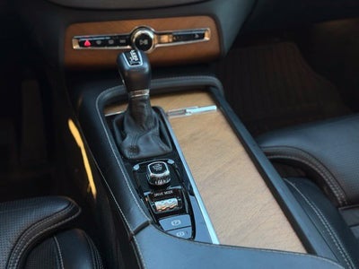 2020 Volvo XC90 T6 Inscription