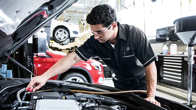 Mercedes-Benz of Danbury in Danbury CT