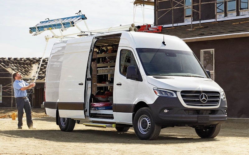 2026mercedes-benzsprintercargovan-exterior-03